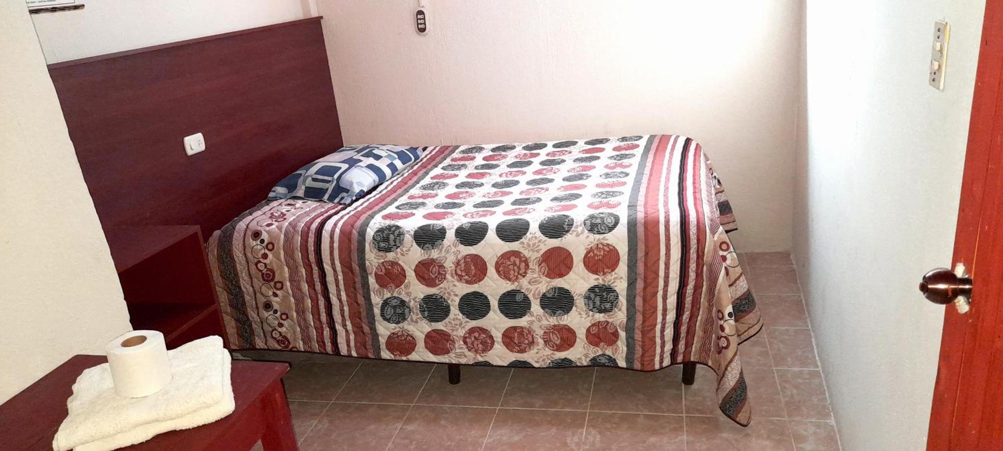 Hotel Ideal, Your House In Κετσαλτενάνγκο Εξωτερικό φωτογραφία